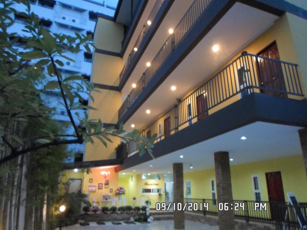 The Moonlight Place Bang Lamung Buitenkant foto