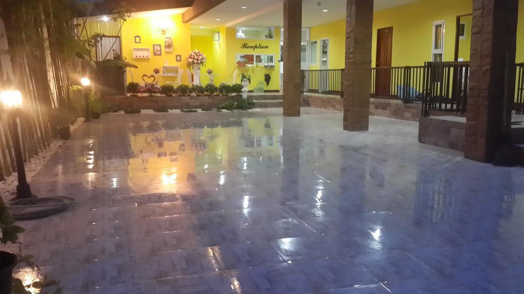 The Moonlight Place Bang Lamung Buitenkant foto